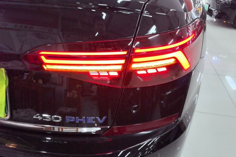 Used Volkswagen Passat New Energy 2019 430 PHEV Hybrid Luxury Edition Right Rear Taillight