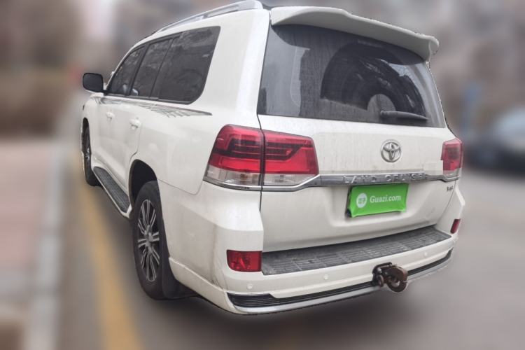 Used Toyota Land Cruiser 2015 4.0L V6 Middle East Low-Trim Version Rear Left 45 Deg