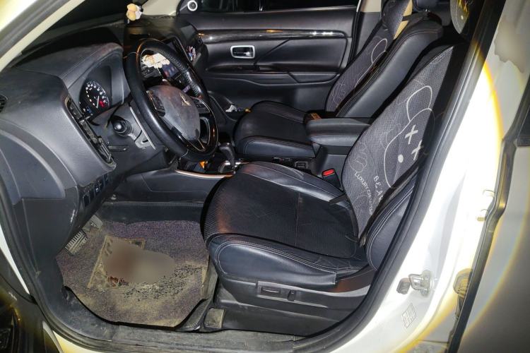 Used Mitsubishi Outlander 2018 2.4L 4x4 Elite Edition 5 Seats
