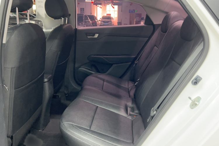 Used Hyundai Verna (new generation) 2016 1.4L Automatic Cool Edition GLS Left Rear Seat