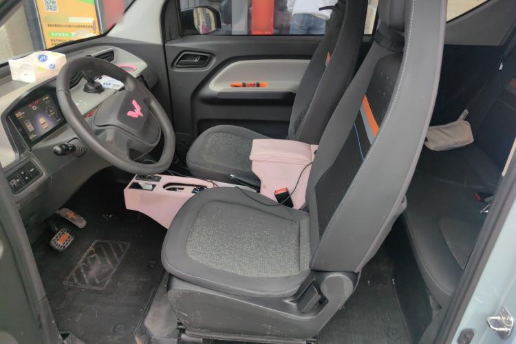 Used Wuling Hongguang MINIEV 2020 Enjoyment Model Lithium Iron Phosphate Left Front Seat