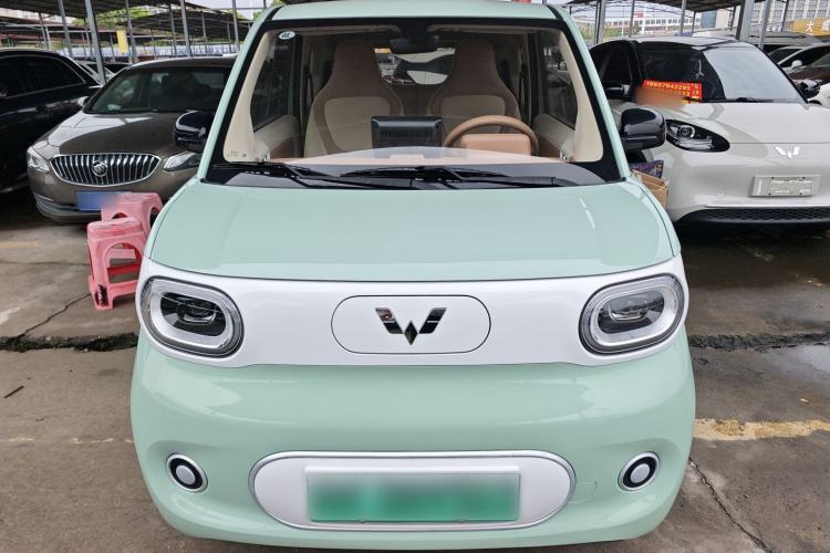 Used Wuling Hongguang MINIEV 2024 3rd Generation 215km Advanced Version Front