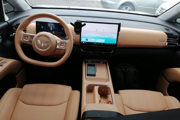 Used Wuling Wuling Starlight 730 2025 Model Plug-in Hybrid 125km Luxury Edition