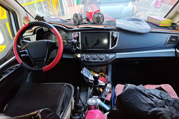 Used FORTHING Lingzhi 2022 M5L 1.6L Utility Model 7 Seats