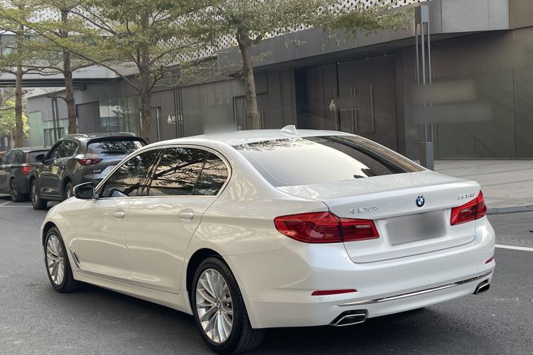 Used BMW 5 Series 2020 525Li Luxury Package Exterior 6