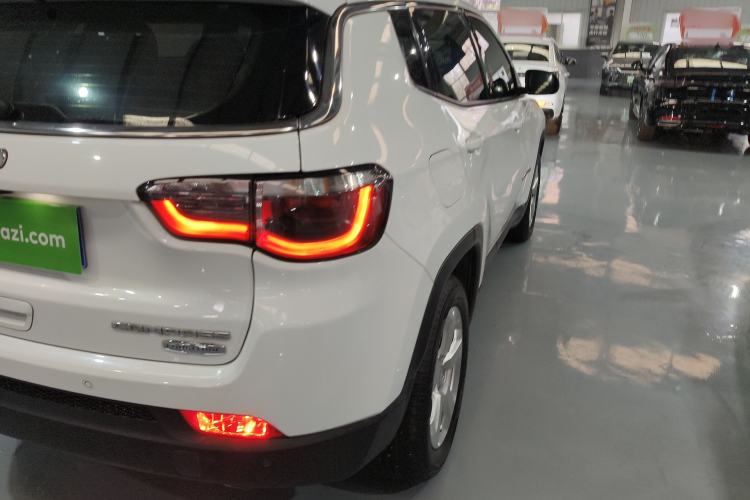 Used Jeep Compass 2019 200T Automatic Family Edition - Connected Large Screen Version
