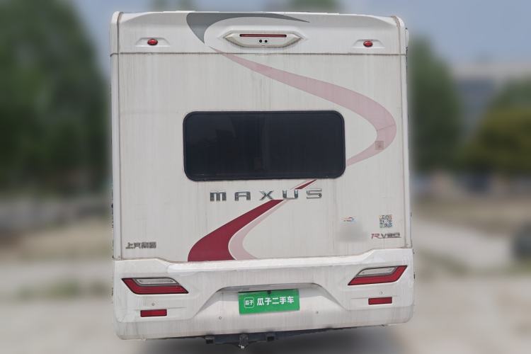 Used SAIC MAXUS V90 RV 2021 2.0T Lifestyle V90 Self-Propelled Class C RV Deluxe Version with Large Front Overhead Bed
