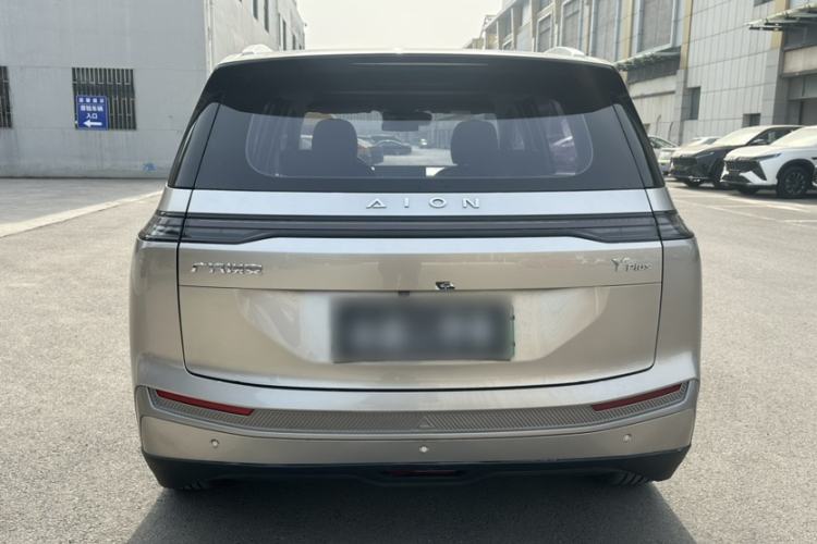 Used AION Y 2022 Plus 70 Smart Edition