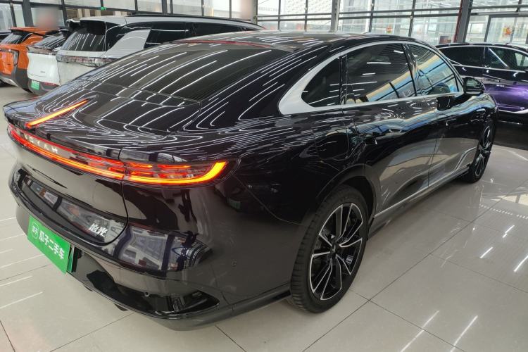 Used VOYAH PASSION 2024 PHEV Four-Wheel Drive Ultra-Long Range Flagship Model