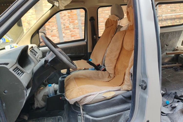 Used Wuling Rongguang S 2023 1.5L Base Version 5/7 Seats Left Front Seat