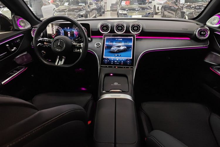 Used Mercedes-Benz C-Class 2024 C 200 L Sport Edition Center Console