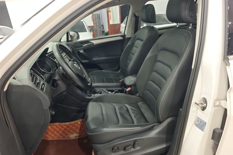 Used Volkswagen Tiguan L 2019 330TSI Automatic Two-Wheel Drive Panoramic Comfort Edition China V Standard
