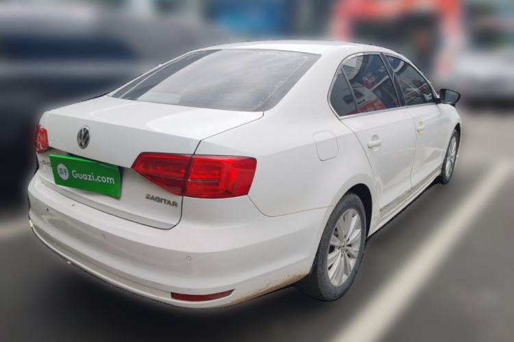 Used Volkswagen Sagitar 2015 1.6L Manual Comfort Model