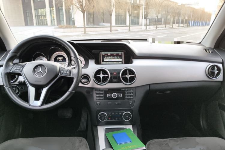 Used Mercedes-Benz GLK-Class 2013 GLK 300 4MATIC Dynamic Sunroof Model