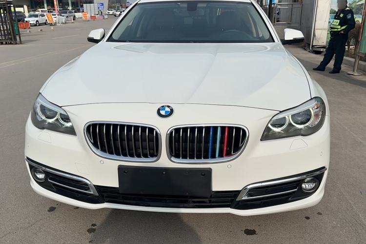 Used BMW 5 Series 2014 525Li Leading Model
