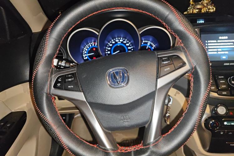 Used CHANGAN Eado 2015 1.6L Manual Luxury Model China IV Standard
