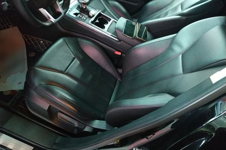 Used Hongqi H5 2022 Classic Model 1.5T DCT Flagship Edition Left Front Seat