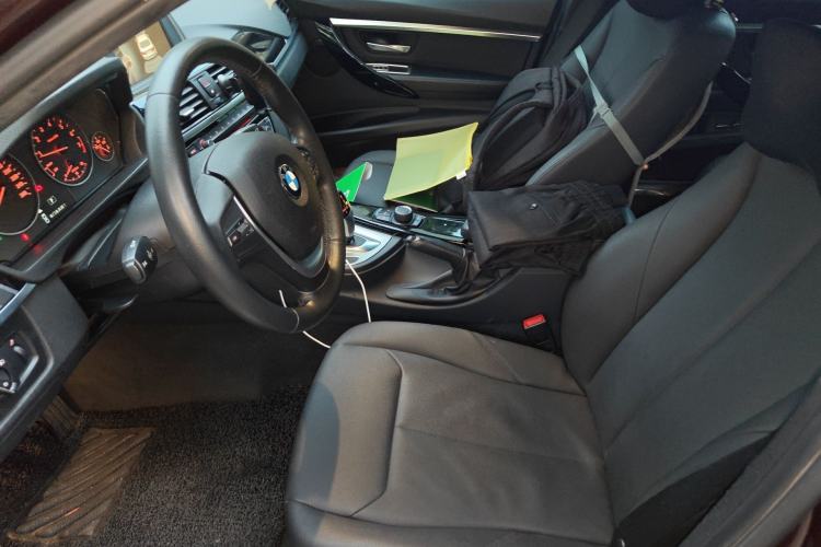 Used BMW 3 Series 2016 320Li Luxury Design Package
