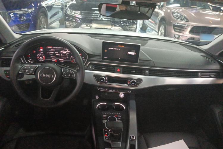 Used Audi A4L 2019 40 TFSI Fashion Edition China VI Emission Standard