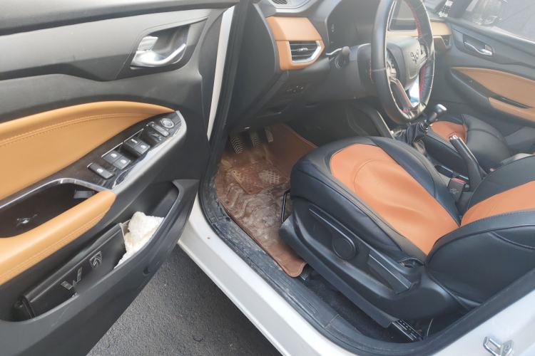 Used Wuling Hongguang S3 2018 1.5L Manual Luxury Model China V Standard
