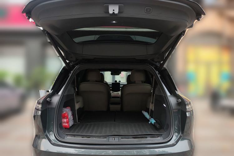 Used Nio ES8 2023 75 kWh Executive Edition