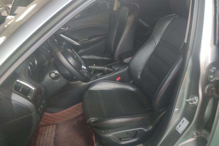 Used Mazda Atenza 2015 2.0L Blue Sky Luxury Edition
