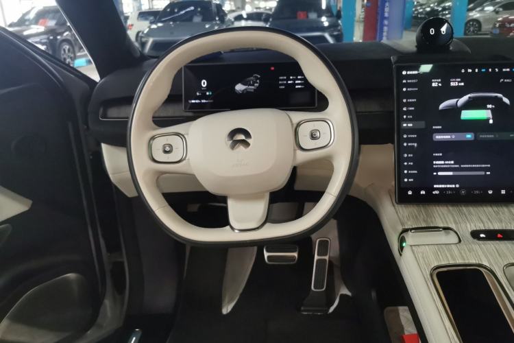 Used Nio ES7 2024 100kWh Steering Wheel