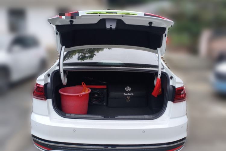 Used Volkswagen Bora 2025 Model, Facelifted 300TSI DSG Zunxing Edition