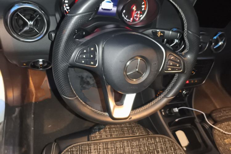 Used Mercedes-Benz GLA 2018 GLA 200 Fashion Model