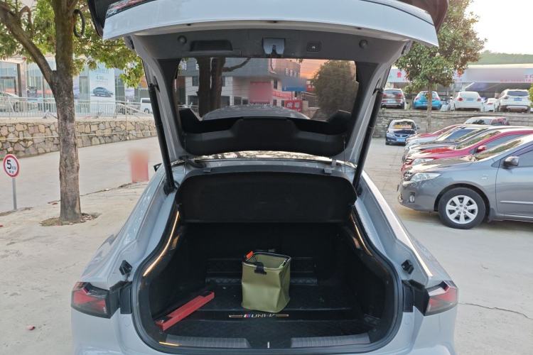 Used CHANGAN UNI-V 2022 1.5T Sport Edition