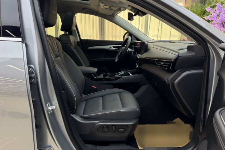 Used Buick Envision 2025 Encore Plus Four-Wheel Drive Avenir