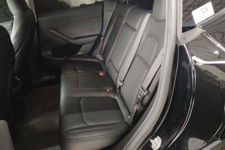 Used Tesla Model Y 2022 Rear-Wheel-Drive Version
