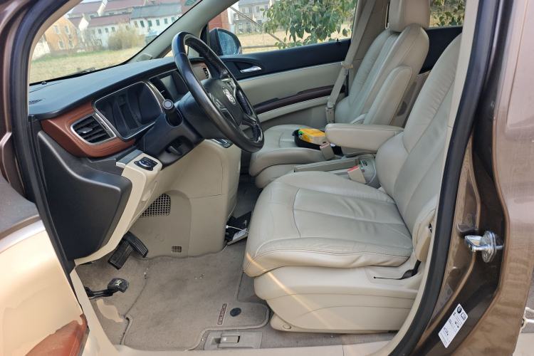 Used Buick GL8 2014 3.0L GT Luxury Business Haoya Edition