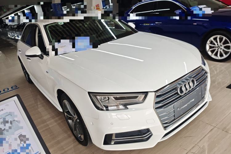 Used Audi A4L 2018 30th Anniversary Edition 40 TFSI Sport Edition Front Right 45 Deg