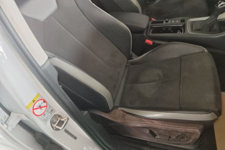 Used Audi Q3 2019 40 TFSI Fashion Dynamic Model
