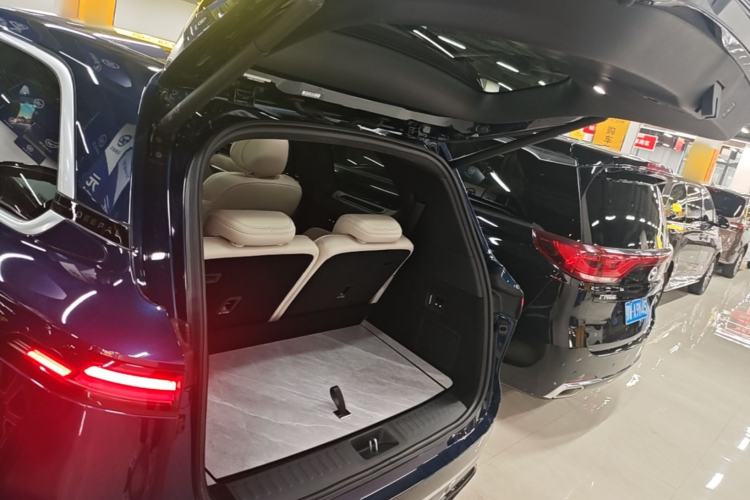 Used Deepal S09 2025 Four-Wheel Drive Ultra+ Custom Edition
