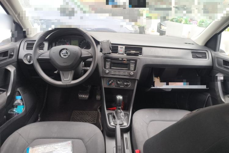 Used Skoda Rapid Spaceback 2014 1.6L Automatic Enjoyment Edition