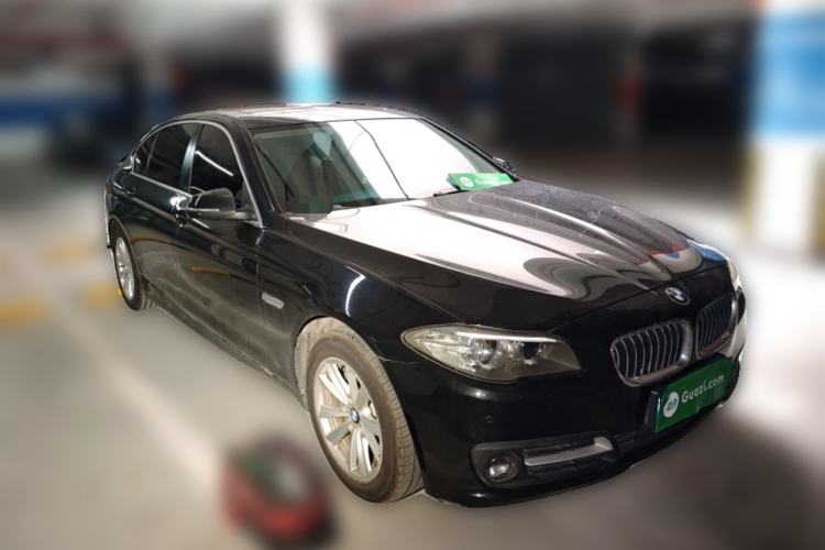 Used BMW 5 Series 2017 520Li Elegant Edition Front Right 45 Deg