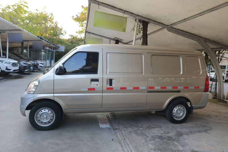 Used Wuling Rongguang EV 2022 Base Model Enclosed Cabin Vehicle 2 Seats CATL