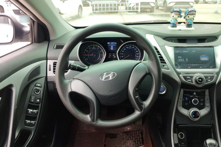 Used Hyundai Elantra (5th Generation / Langdong) 2016 1.6L Manual Luxury Model
