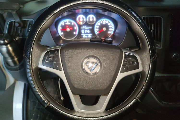 Used Foton Toano 2023 Urban Edition Van 2.0T Manual Short Wheelbase Mid-Height Roof Rear Single Tire 3-Seater