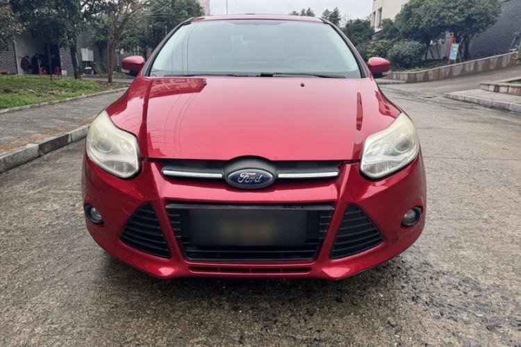 Used Ford Focus 2012 Sedan 1.6L Automatic Fashion Edition