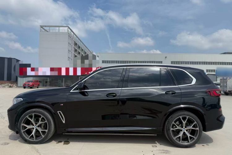 Used BMW X5 2022 Restyled xDrive 40Li M Sport Package