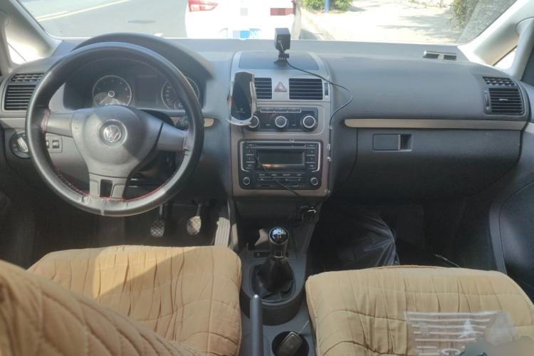 Used Volkswagen Touran 2013 1.4T Manual Comfort Edition 5-Seater
