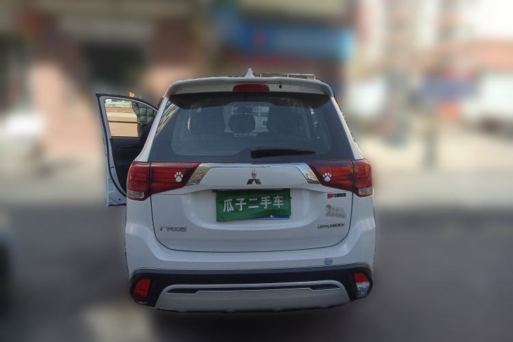 Used Mitsubishi Outlander 2019 2.0L Two-Wheel Drive Comfort Edition 5 Seats China V Standard
