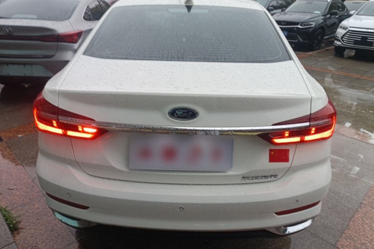 Used Ford Escort 2021 1.5L Automatic Diamond Edition