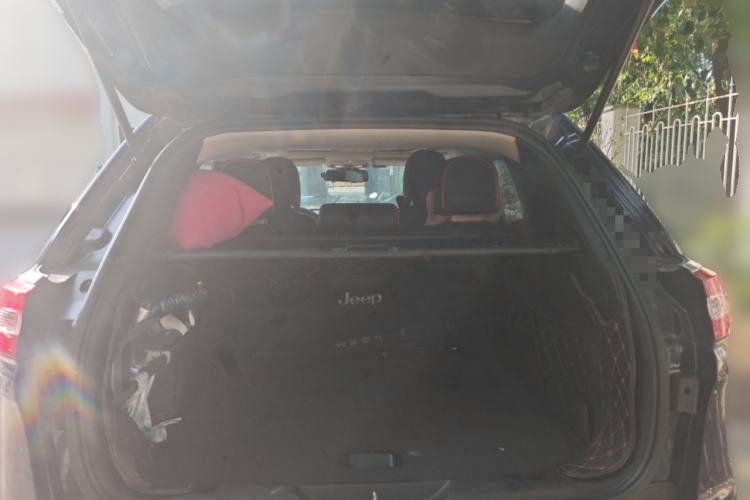 Used Jeep Cherokee 2016 2.0L Superior Edition