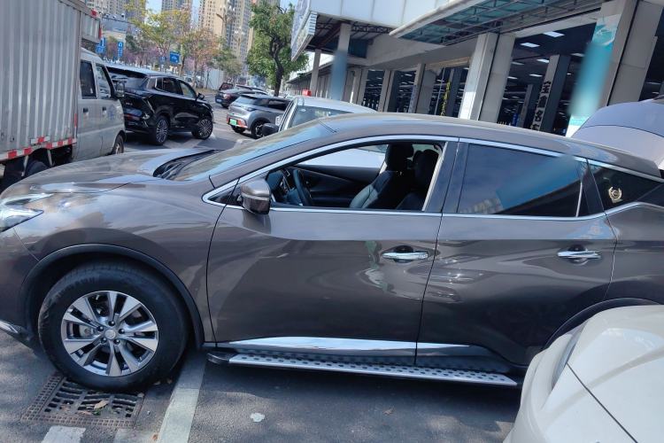 Used Nissan Murano 2021 2.5L XE Two-Wheel Drive Elite Edition
