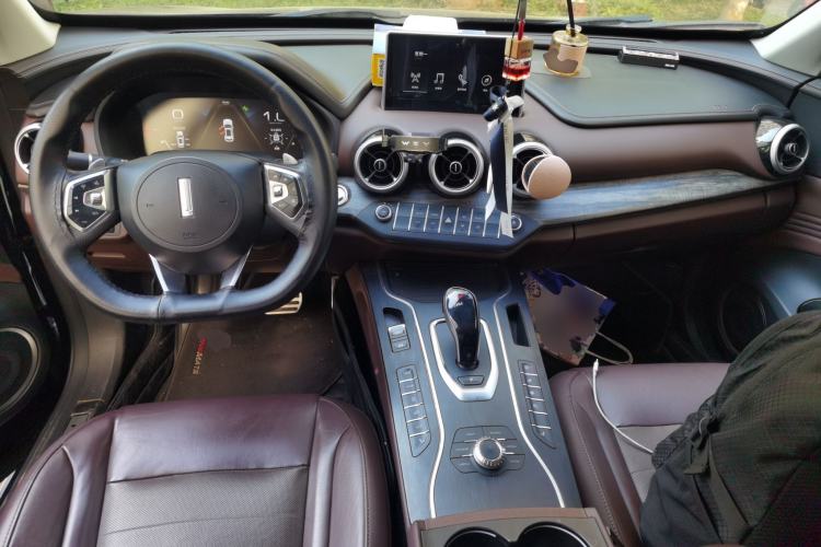 Used Wey VV7 2019 Upgraded Model 2.0T Flagship Version China V Standard
