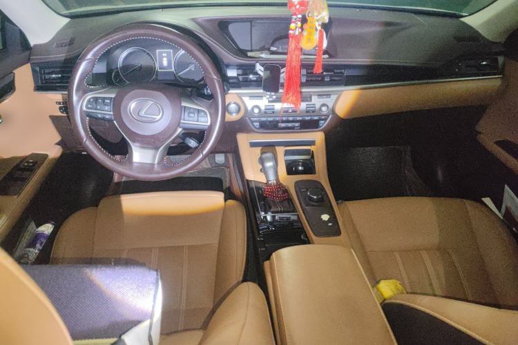 Used Lexus ES 2015 200 Elite Edition
